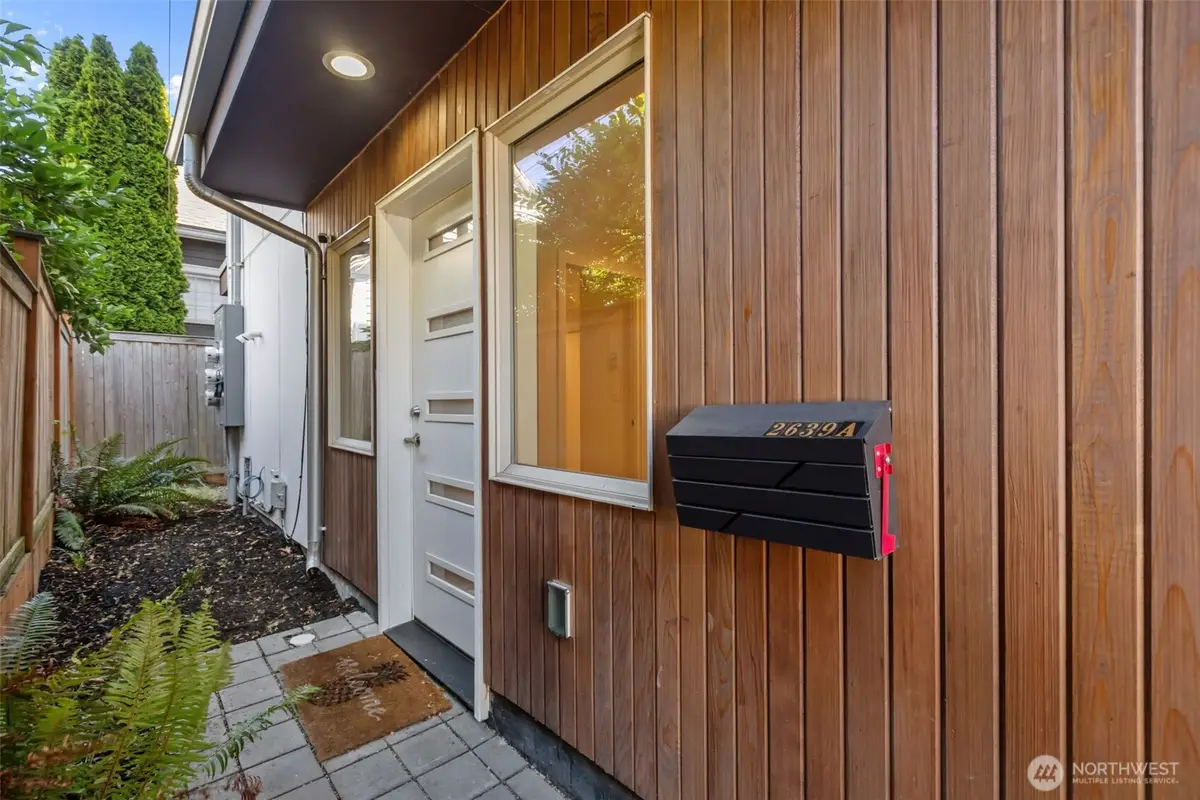 2639 45th Avenue Sw #A, Seattle, WA 98116 - #1