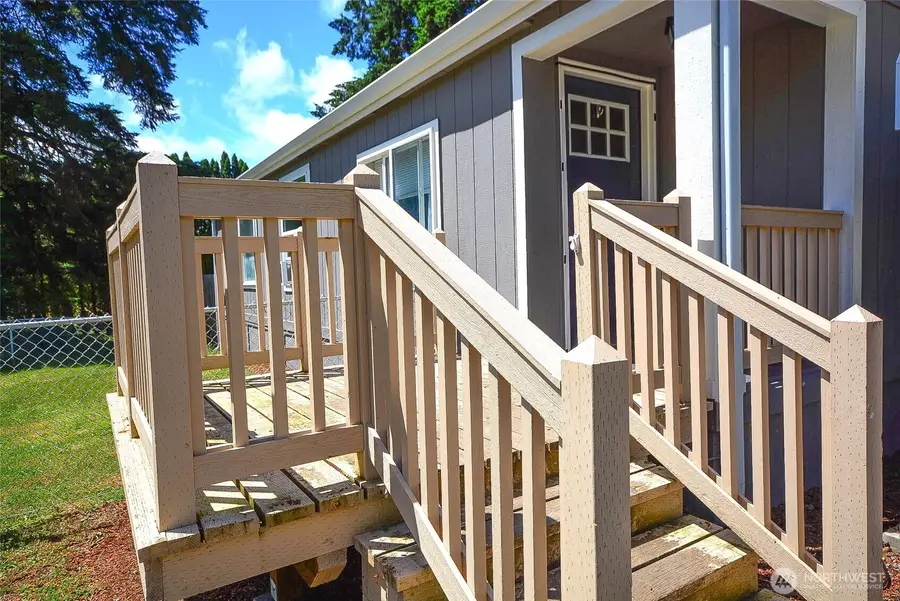 8917 Mulberry Court Se, Yelm, WA 98597 - #2