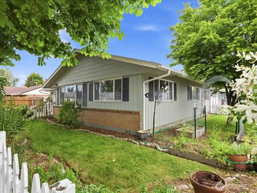 301 W Plum Street, Centralia, WA 98531 - #3