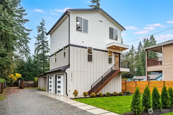 12531 25th Avenue Ne #B, Seattle, WA 98125