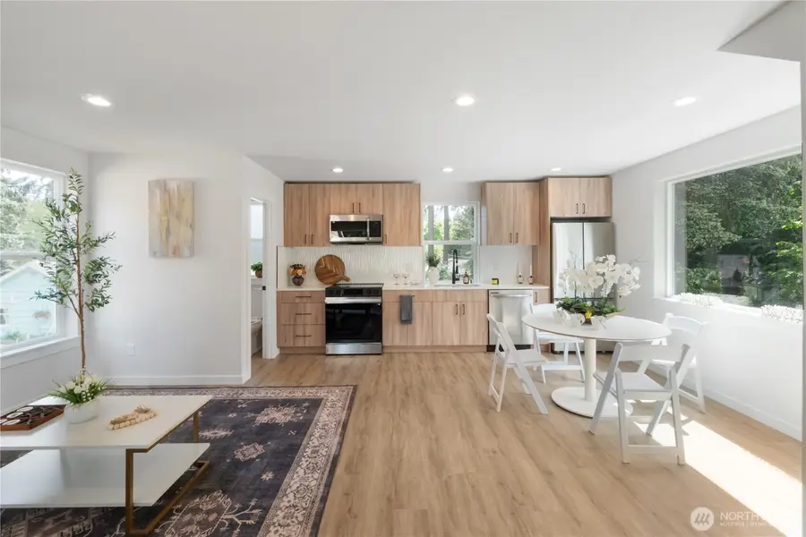 12531 25th Avenue Ne #B, Seattle, WA 98125 - #3