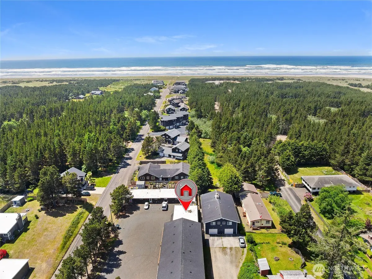 1611 Ocean Beach Boulevard S #4, Long Beach, WA 98631 - #1