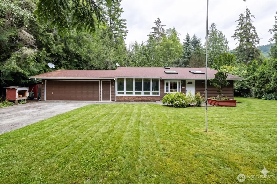592 Sprague Valley Drive, Maple Falls, WA 98266 - #2