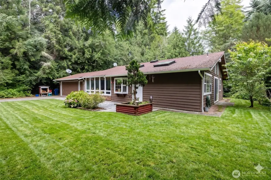 592 Sprague Valley Drive, Maple Falls, WA 98266 - #3