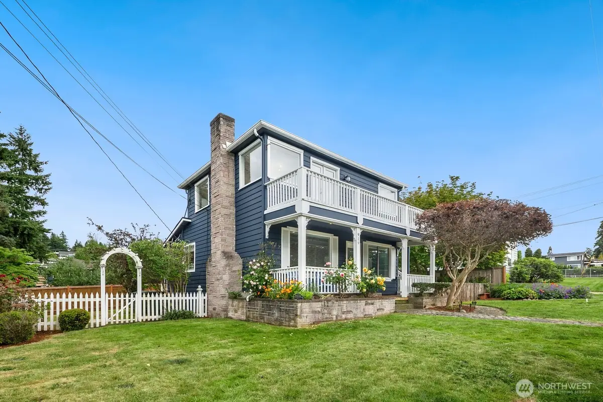 919 6th Avenue S, Edmonds, WA 98020 - #1
