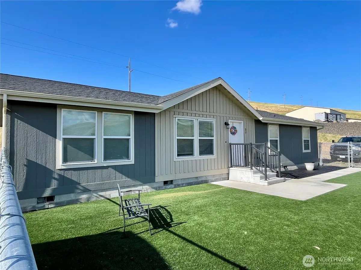 37 Wheatland Dr, Pomeroy, WA 99347 - #1