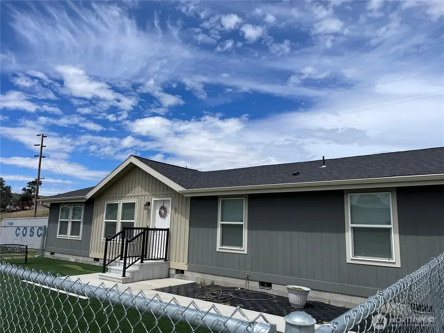 37 Wheatland Dr, Pomeroy, WA 99347 - #3