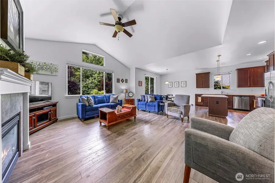 927 Clearwater Court, Mount Vernon, WA 98273 - #3