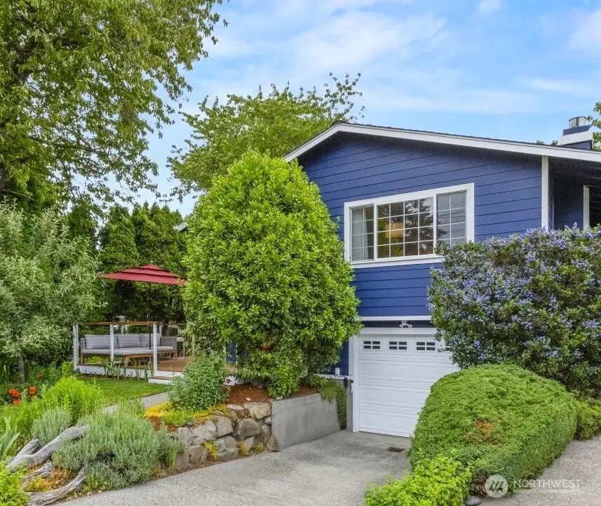 3238 Walnut Avenue Sw, Seattle, WA 98116 - #1
