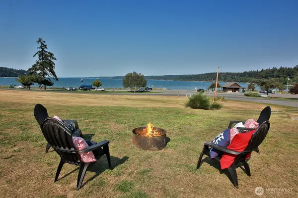 5396 Myrtle Avenue, Freeland, WA 98249