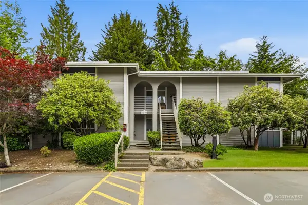 17211 NE 45th Street #79, Redmond, WA 98052