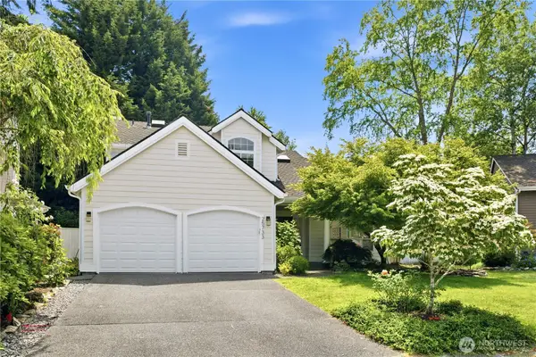 25733 SE 39th Street, Sammamish, WA 98029