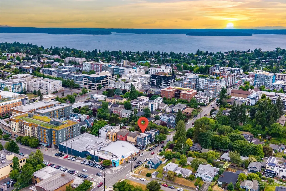 3951 SW Oregon Street, Seattle, WA 98116 - #1