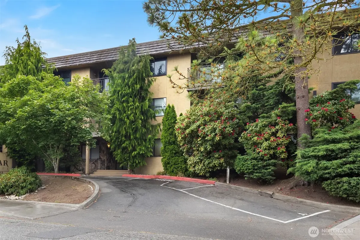 750 N 143rd Street #208, Seattle, WA 98133 - #1