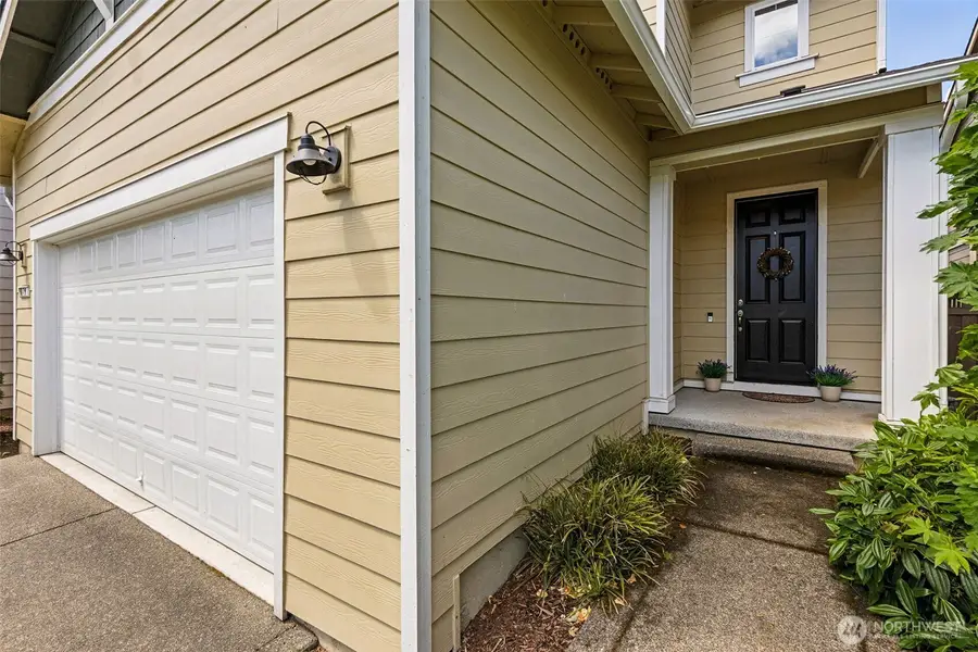 9079 Buttercup Street Se, Tumwater, WA 98501 - #2