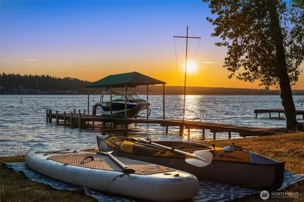 23 E Lake Sammamish Parkway Ne, Sammamish, WA 98074