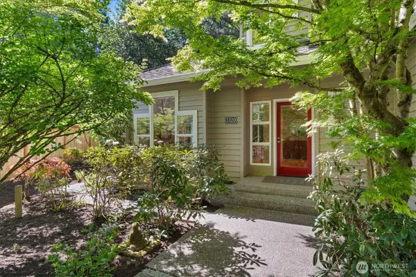 3320 165th Place Ne, Bellevue, WA 98008