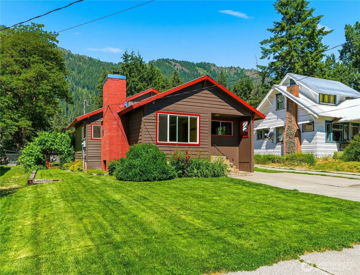 303 Cascade Street, Leavenworth, WA 98826 - #1