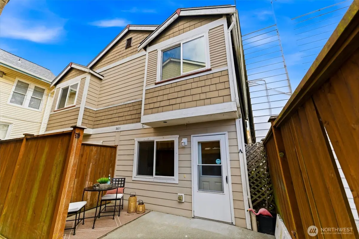2611 6th Avenue #A, Tacoma, WA 98406 - #1