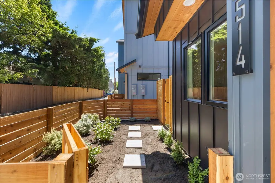 514 N 92nd Street, Seattle, WA 98103 - #3