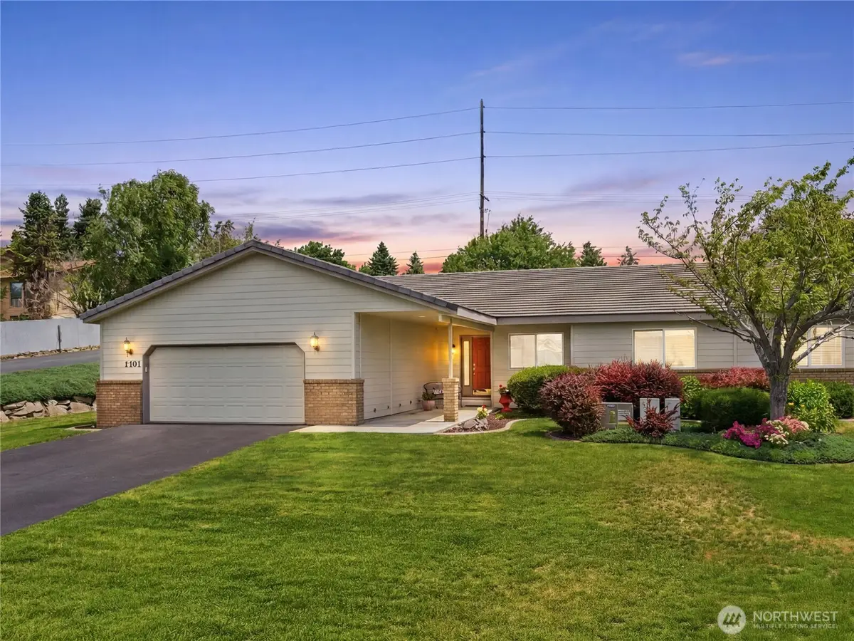 1380 Eastmont Avenue #1301, East Wenatchee, WA 98802 - #1