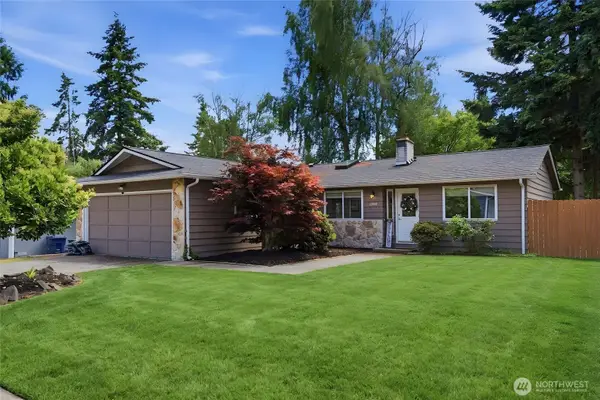 12019 NE 136th Pl Place, Kirkland, WA 98034
