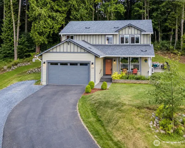 5519 Whitehorn Way, Blaine, WA 98230
