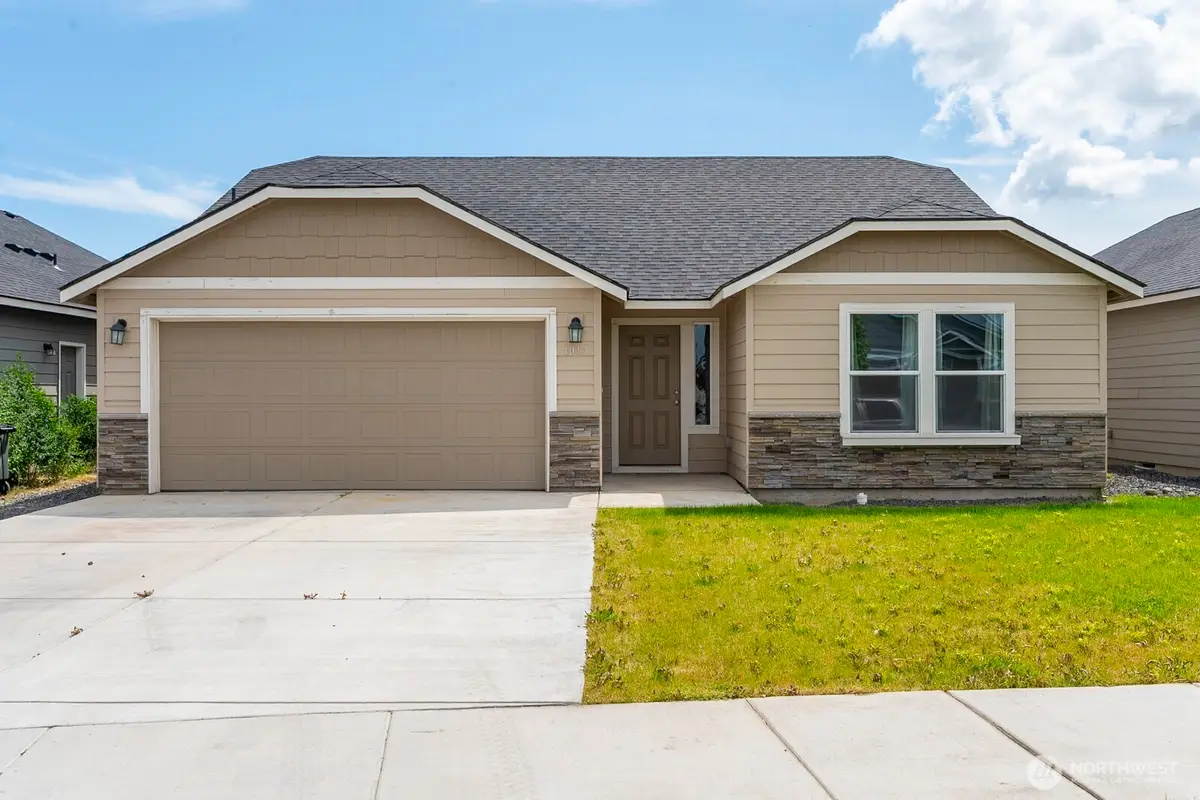 1013 W Maple Drive, Moses Lake, WA 98837 - #1