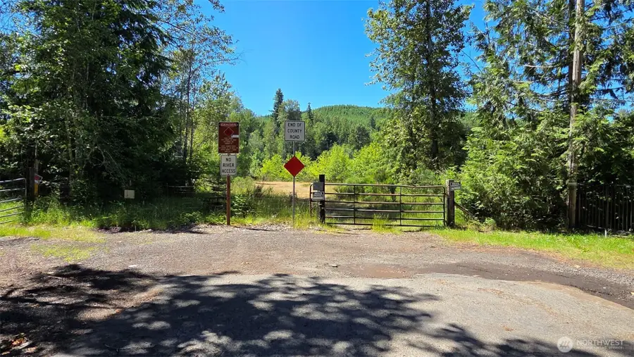 260 Riverview Drive, Castle Rock, WA 98611 - #3