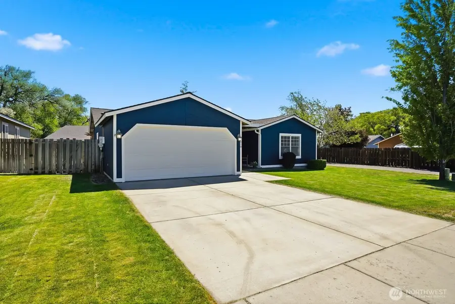 810 N Spokane Street, Kittitas, WA 98934 - #2
