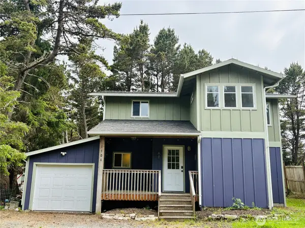 1106 227th Lane, Ocean Park, WA 98640
