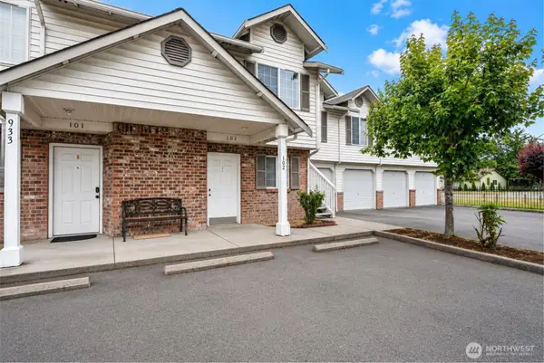 933 4th Avenue N #102, Kent, WA 98032