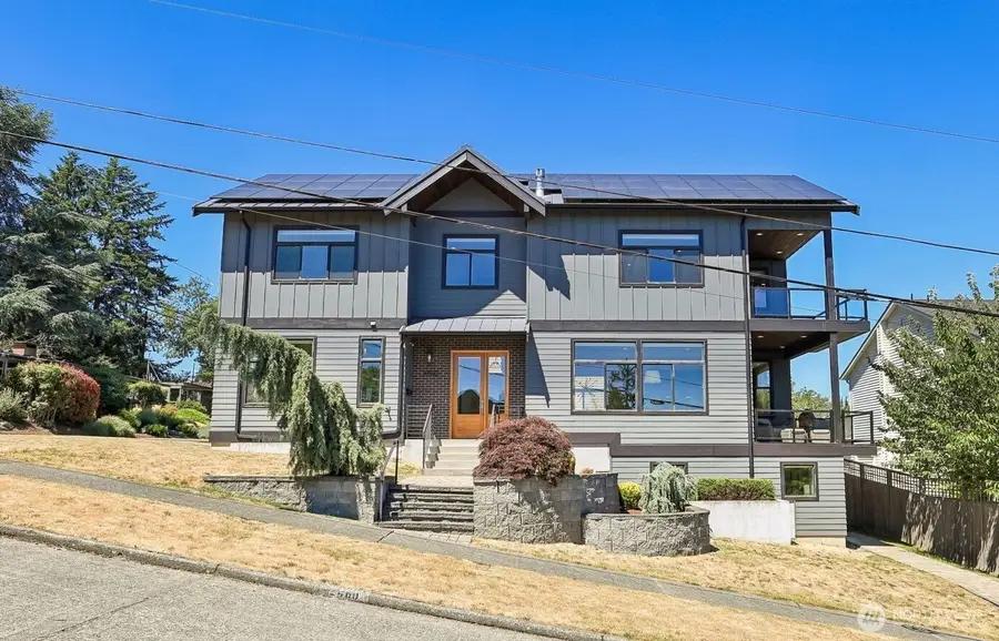 2460 W Lynn Street, Seattle, WA 98199 - #2