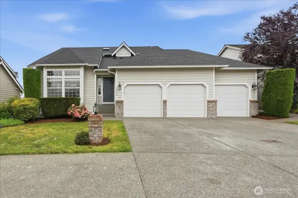13014 SE 305th Place, Auburn, WA 98092