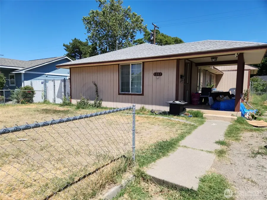 1202 Willard Avenue, Richland, WA 99354 - #2