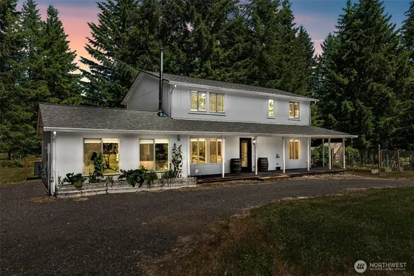 10714 Zephyr Lane Sw, Olympia, WA 98512