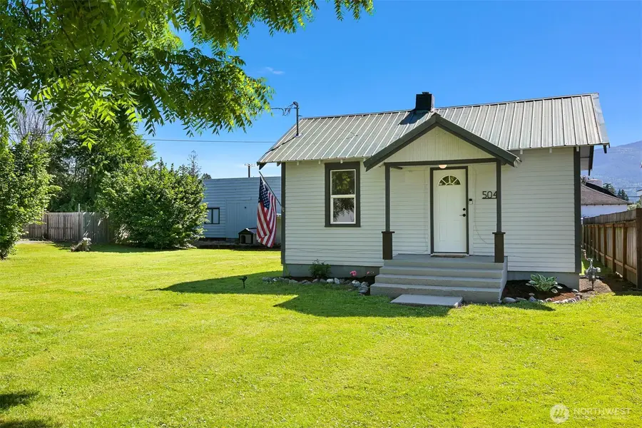 504 W 1st Street, Nooksack, WA 98276 - #2