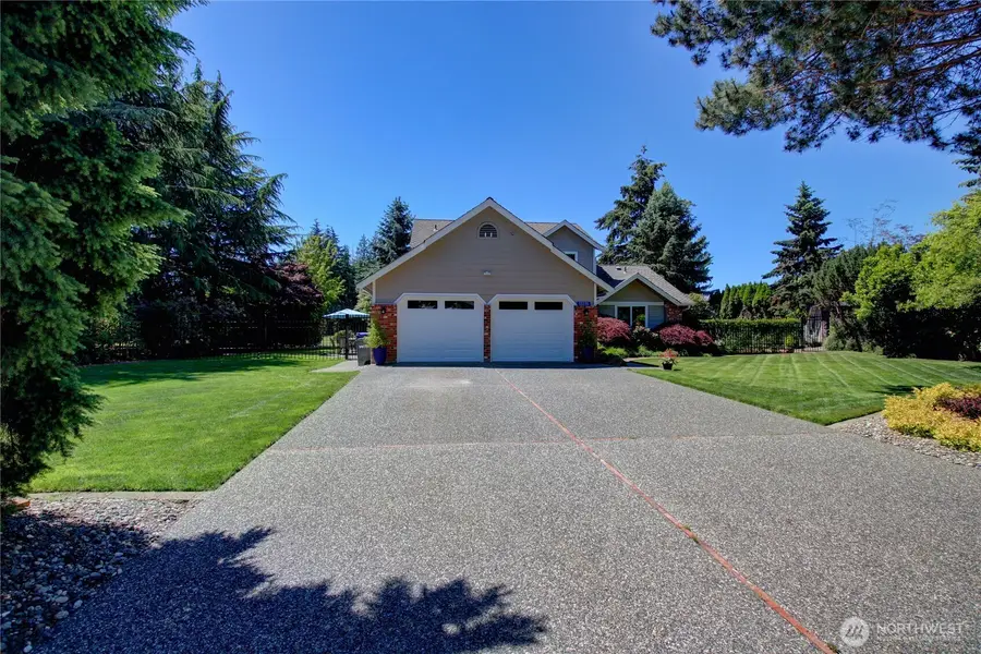 12270 Maple Crest Drive, Burlington, WA 98233 - #2