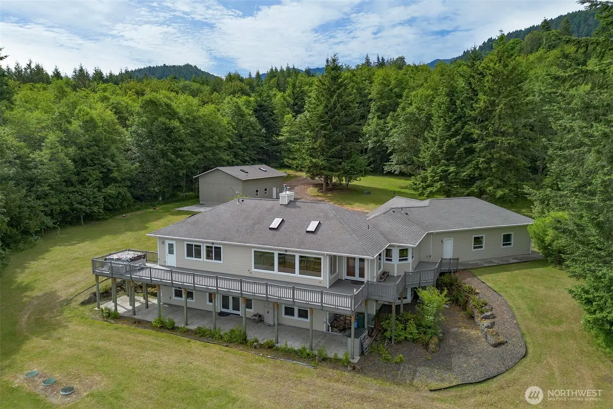 201 Karvellis Lane, Port Angeles, WA 98363 - #1