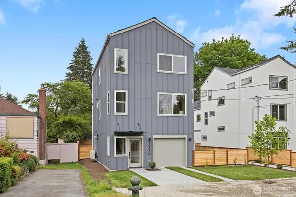 10330 Ashworth Avenue N, Seattle, WA 98133