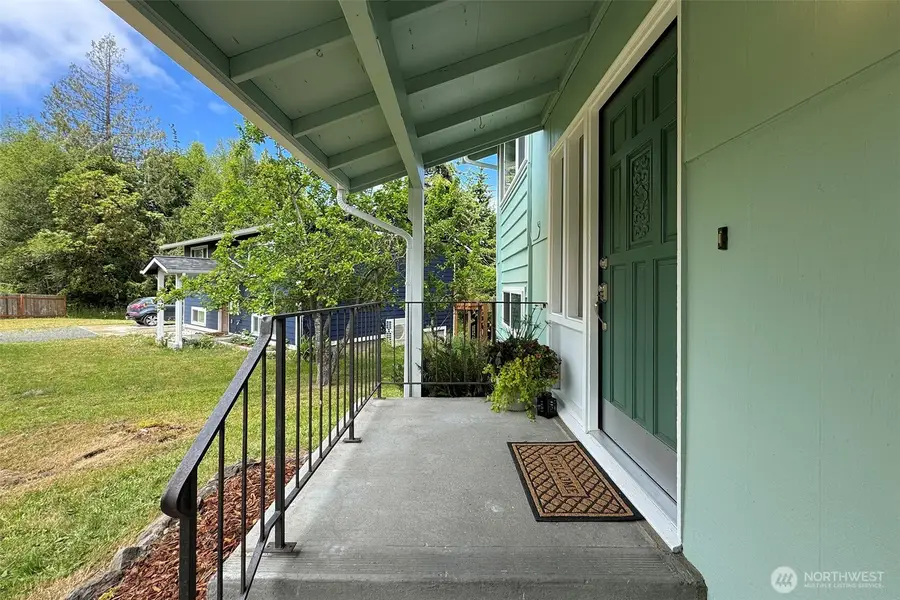 71 Whispering Firs Road, Port Angeles, WA 98363 - #2
