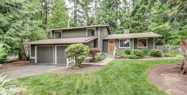 12826 NE 184th Court, Bothell, WA 98011