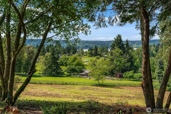 9416 SW 266th Lane, Vashon, WA 98070