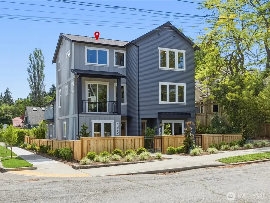 1972 25th Avenue E, Seattle, WA 98112 - #2