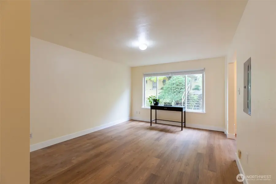 4733 Terrace Drive Ne #4733, Seattle, WA 98105 - #3