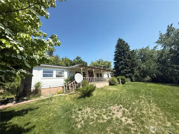 24 Hubbert Road, Omak, WA 98841