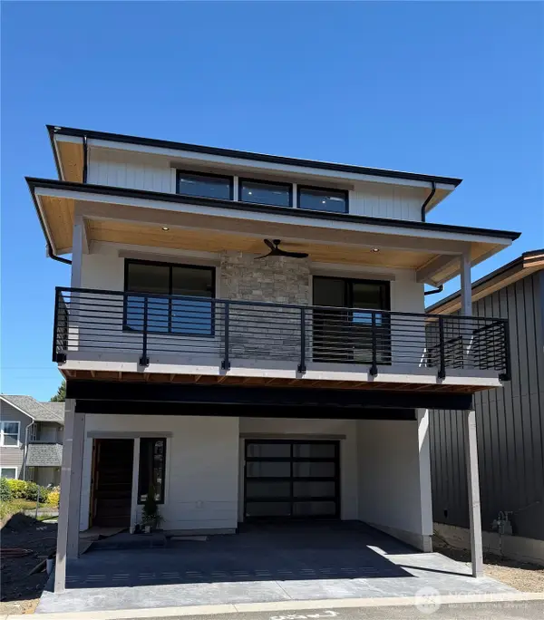 219 Skipping Stone Loop, Lynden, WA 98264