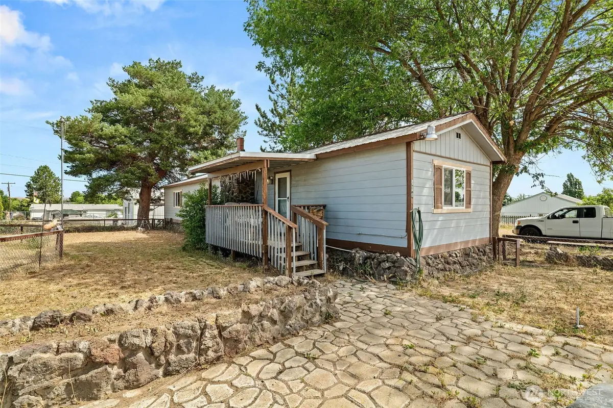 110 5th Avenue Se, Soap Lake, WA 98851 - #1