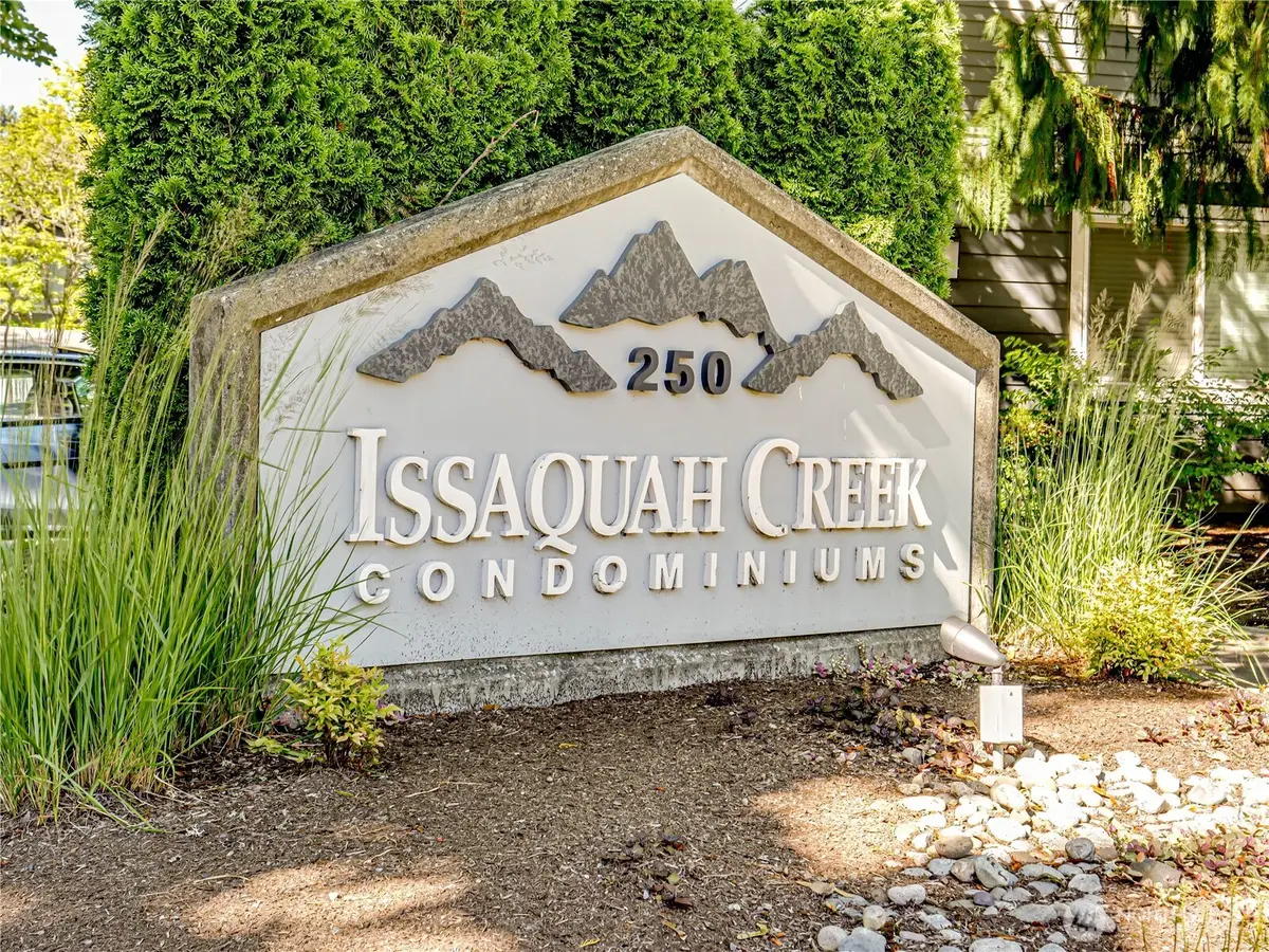 250 NW Dogwood Street #C 302, Issaquah, WA 98027 - #1