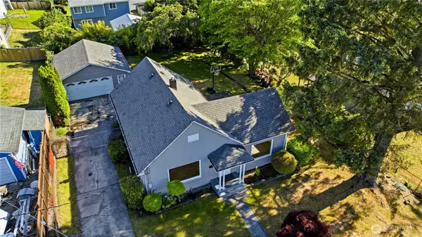 7412 S 8th Street, Tacoma, WA 98465